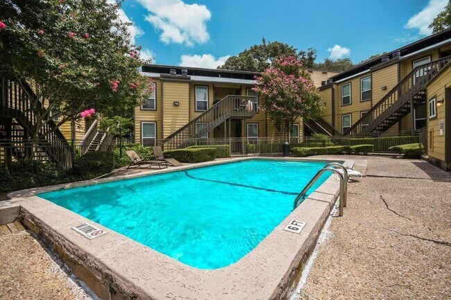 Photo - Studio Condo in the Heart of West Campus! Unit 219