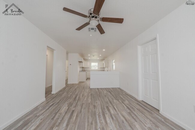 Photo - 1512 Grayfox Pl