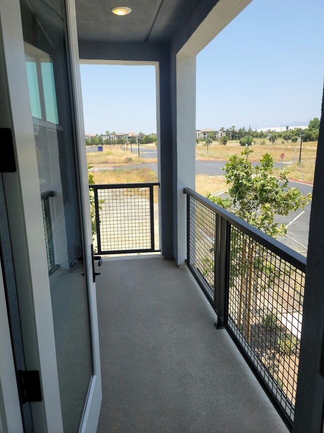 4061 E Luna Paseo Unidad B