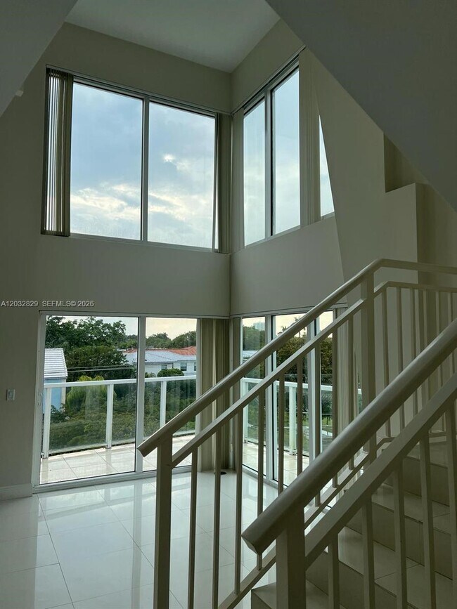 Photo - 1650 Brickell Ave Unit 206