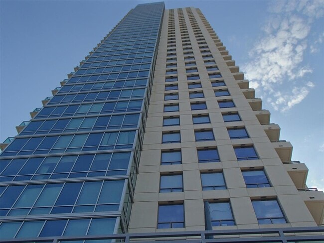 Building Photo - 300 Bowie St Unit 2704