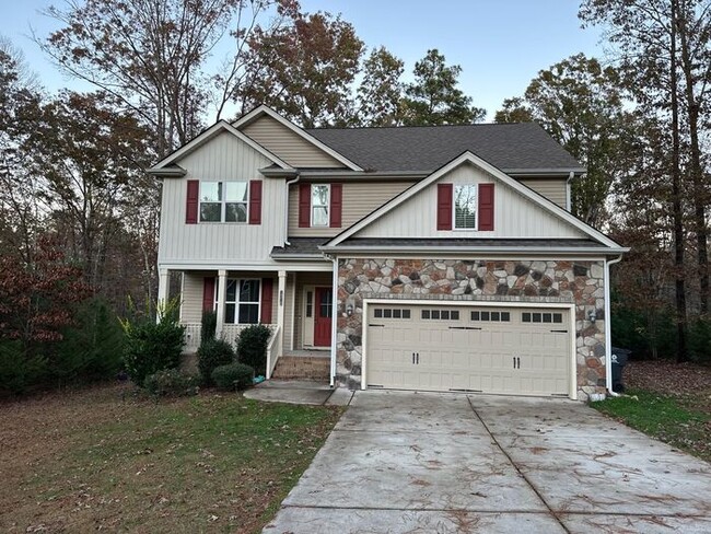 Recently updated 4 Bedroom 2.5 Bath - Recently updated 4 Bedroom 2.5 Bath House