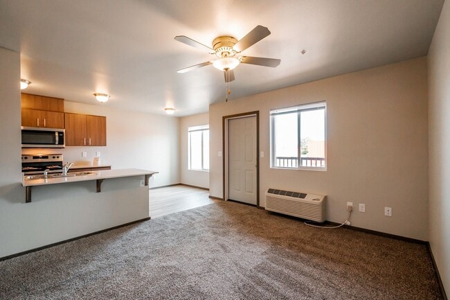 4 Corners Apartments
