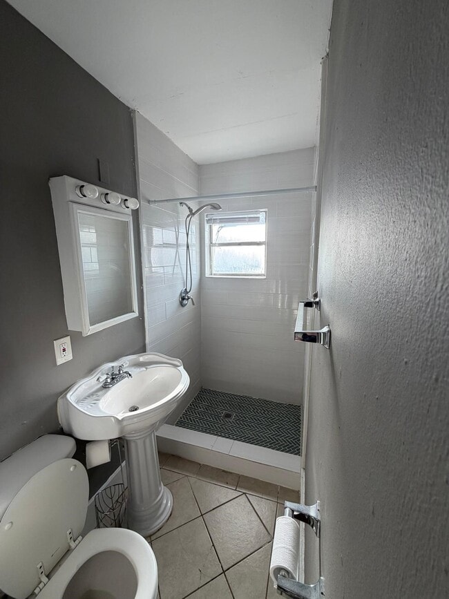 Photo - 4334 Polk St Unit 3