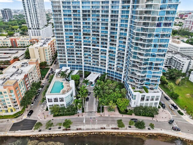 Photo - 2020 N Bayshore Dr Unit 2603
