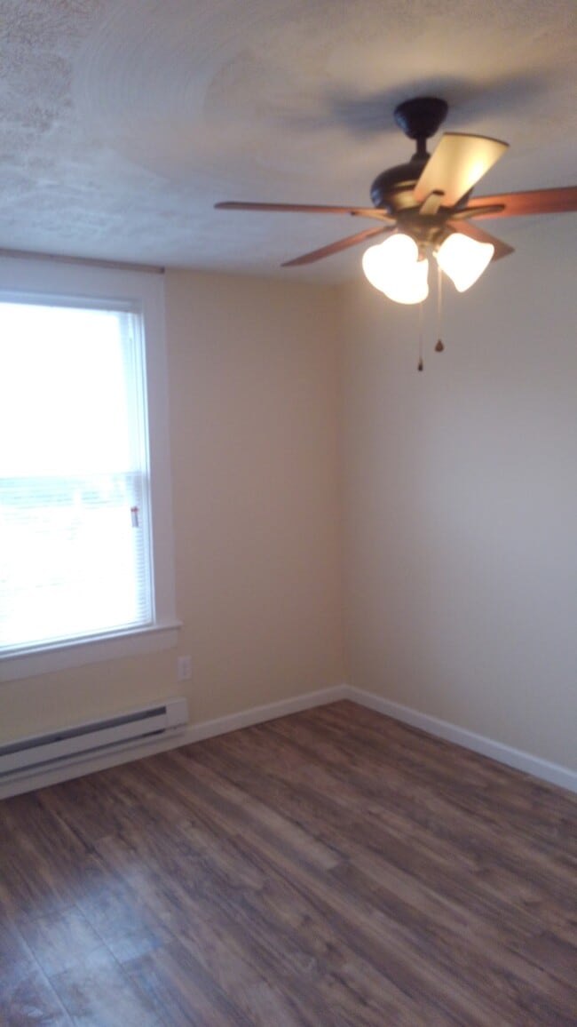 bedroom - 65 W 4th St Unit 65 w4th st