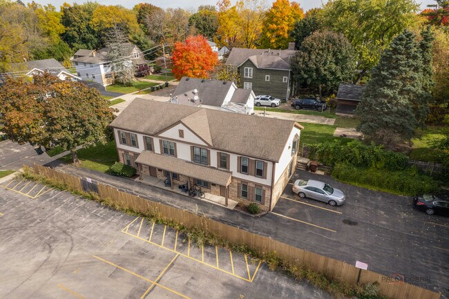 Building Photo - 131 Newberry Ave Unit 1S