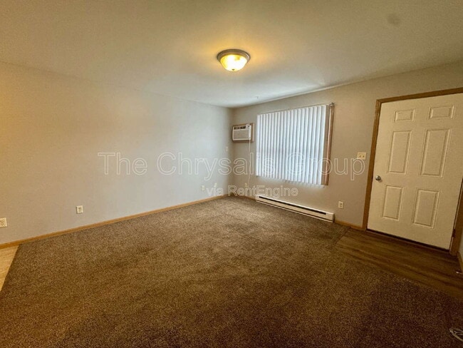 Building Photo - 1101 Carrie Ln Unit 7