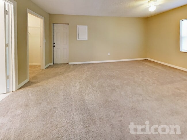 Photo - 5360 Alhambra Way S