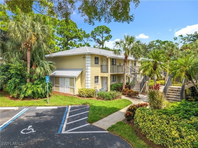 Building Photo - 28120 Pine Haven Way Unit 13 Rental