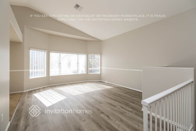 4645 E Towne Ln