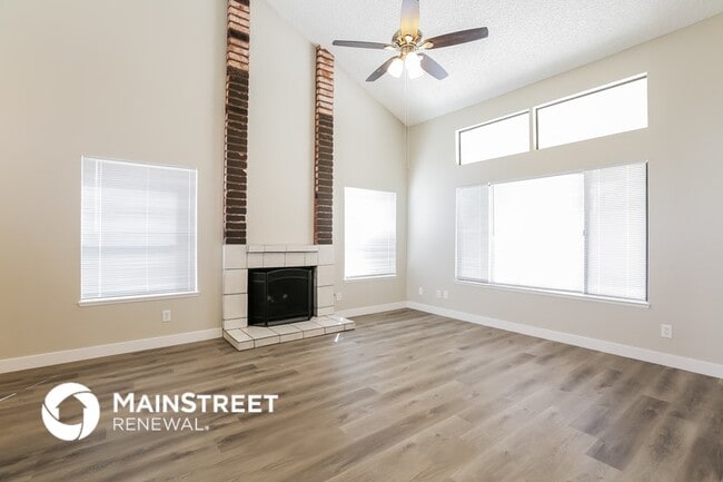 Photo - 6513 Gumwood Rd