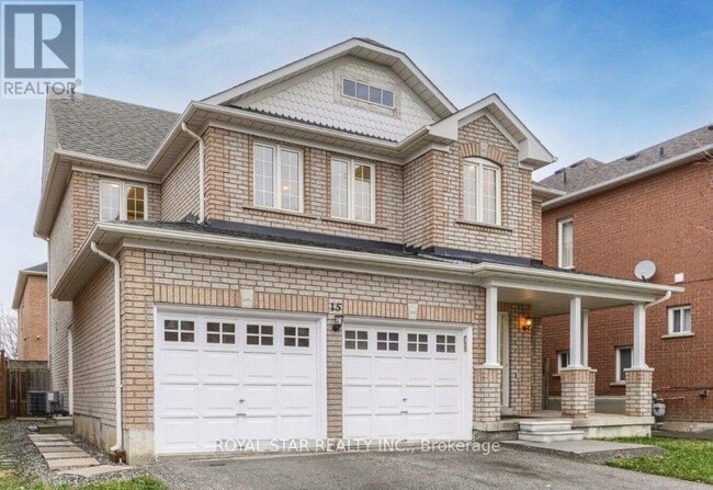 Photo - 15 Masters Green Crescent