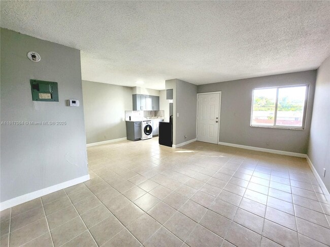Photo - 191 SW 15th St Apartment Unit 202