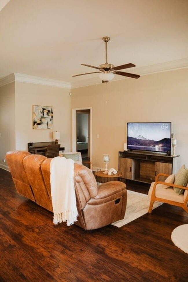 Photo - 103 Abney Ct