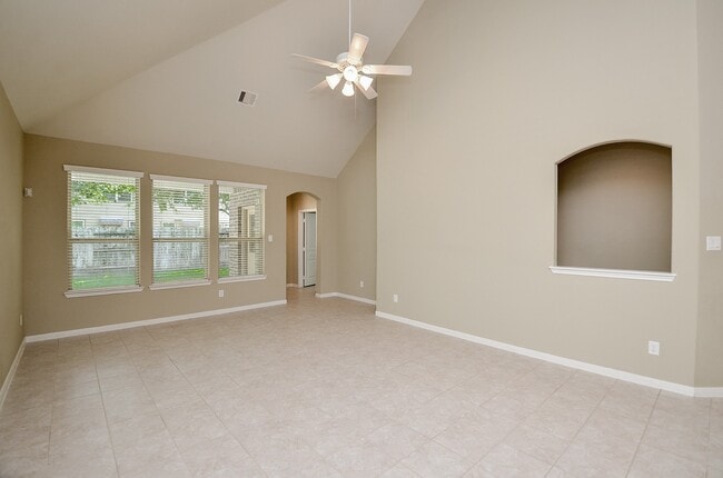 Photo - 6418 Burgess Heights Ln