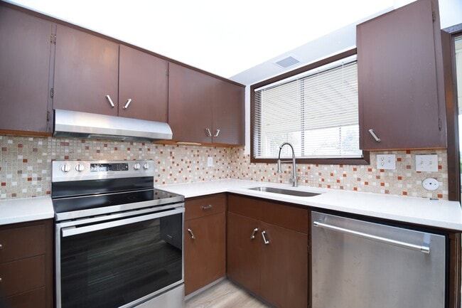 Photo - 3434 SE King Rd