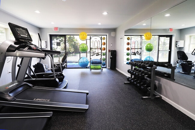 Photo - Mountain Lake Apartments