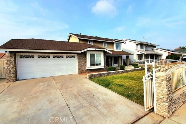 Building Photo - 15858 Montgomery Dr Rental