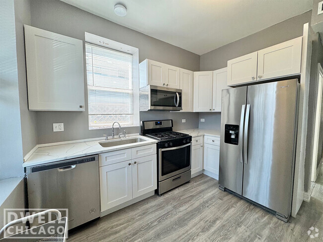 Building Photo - 1800 N Spaulding Ave Unit #1 - 2 Bed 2 Bath Rental