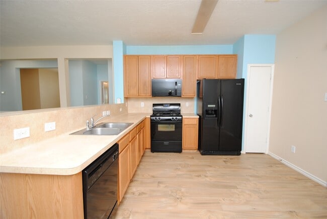 Photo - 18410 Fair Grange Ln