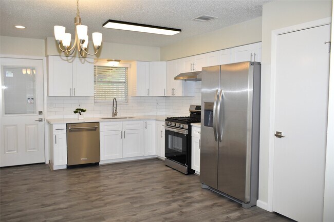 Photo - 2511 Maple Tree Ct