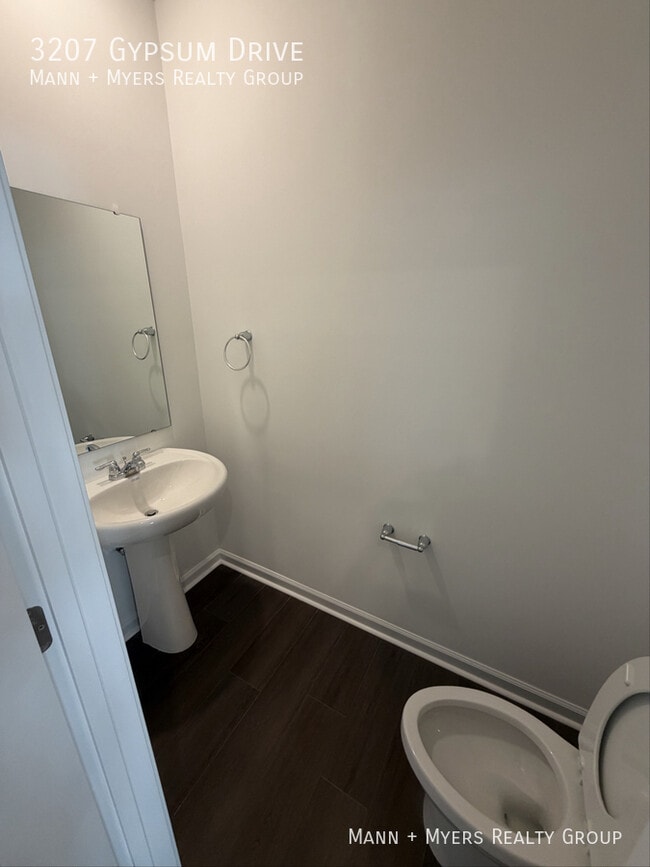 Photo - 3207 Gypsum Dr