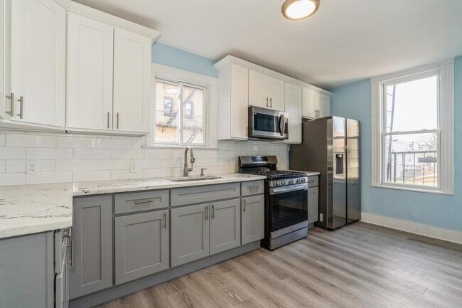 Photo - 335 Summit Ave Unit 2