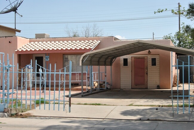 Building Photo - 309 Ramona Ave