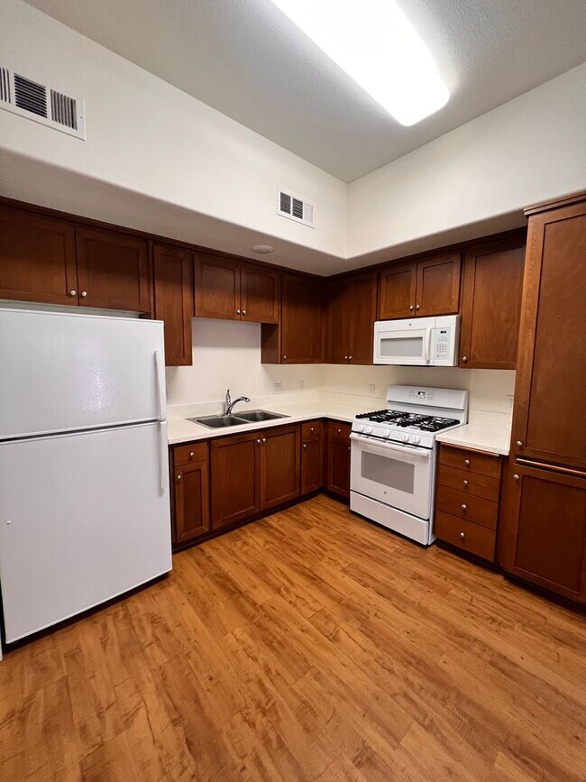 Villa del Sol Senior Apartments