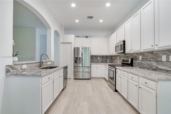 Photo - 4413 W Whitewater Ave