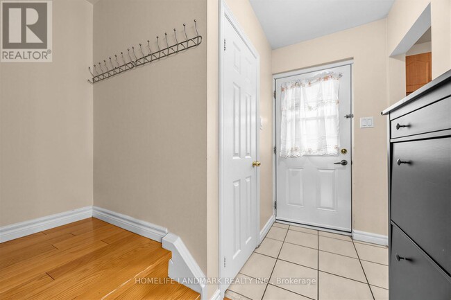 Photo - 67 Godstone Rd