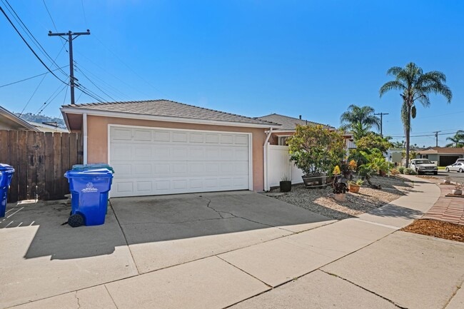 Photo - Beautiful 3BR Home with Solar, A/C, and Spacious Yard in San Diego
