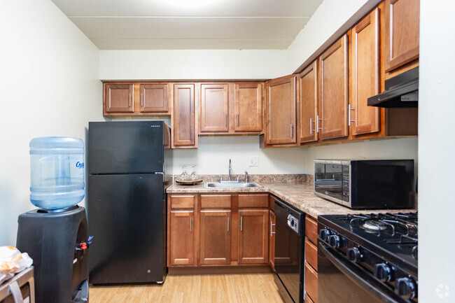 Interior Photo - Frick Park Village Rental