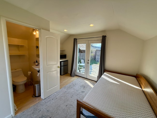 Photo - 1877 Virginia Ave