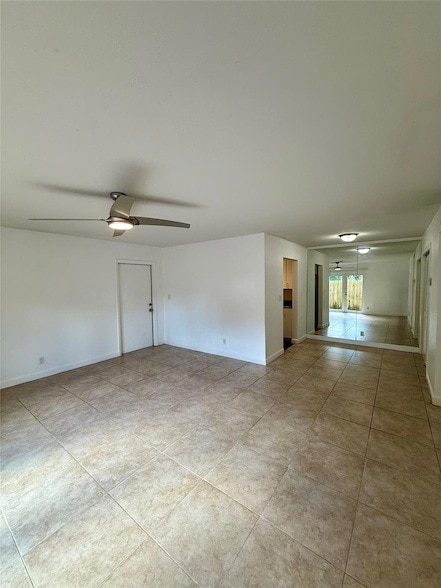 Photo - 3061 NE 49th St Unit 7