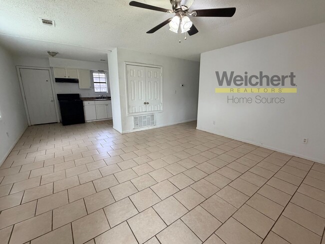 Photo - 3 bedroom, 2 bath apartment in Jonesboro Unit 1712-1