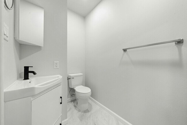 Photo - 801 Avenue K Unit E