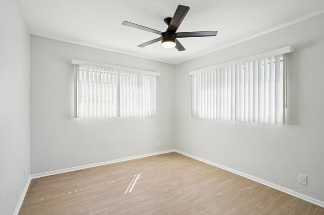 12323 Texas Ave