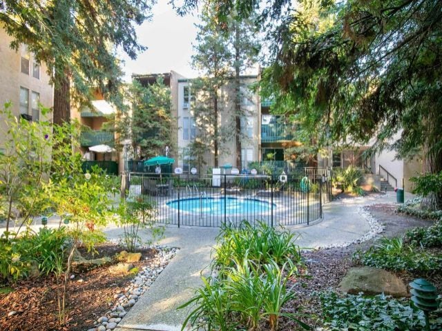 Photo - 1236 Walker Ave Unidad Apt 312