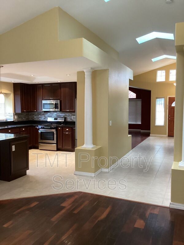 Photo - 7108 Beaver Falls Way