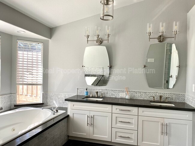 Photo - 6509 N Vista Ave