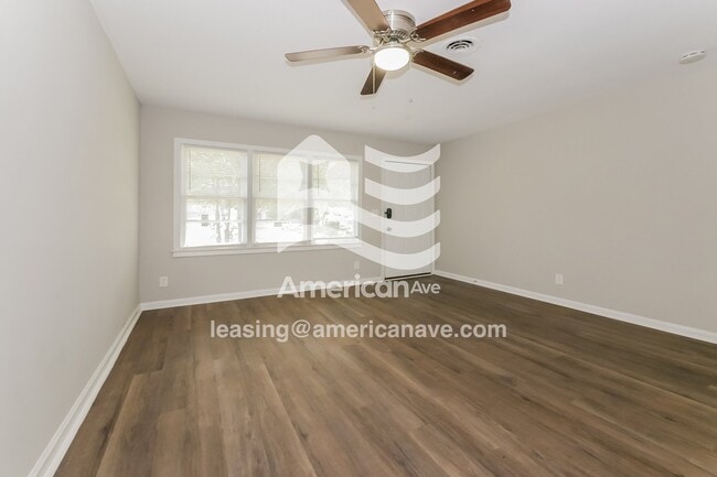 Photo - 4533 Sentry St