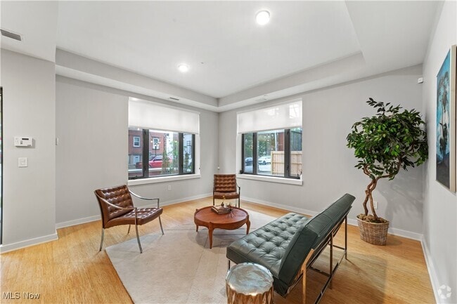 Building Photo - 2044 Random Rd Unit 101 Rental
