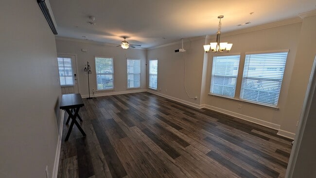 Photo - 531 Farmstead Ln
