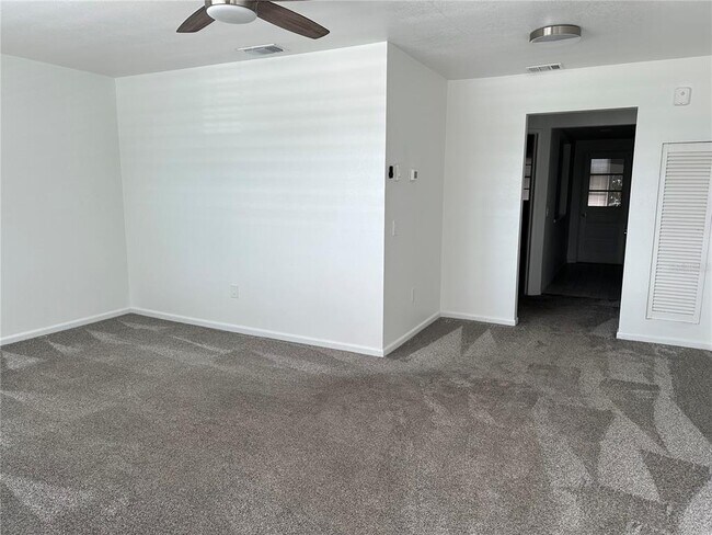 Photo - 5920 18th St N Unidad 16