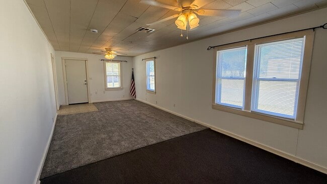 Photo - 1229 N Center Ave