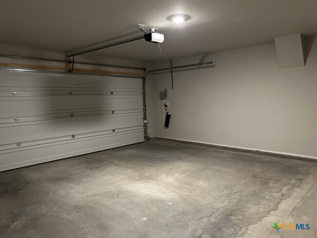 Photo - 1319 Iron Horse Dr