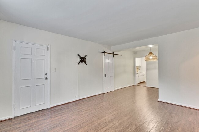 Photo - Spacious Corner unit 1 BR 1 BA