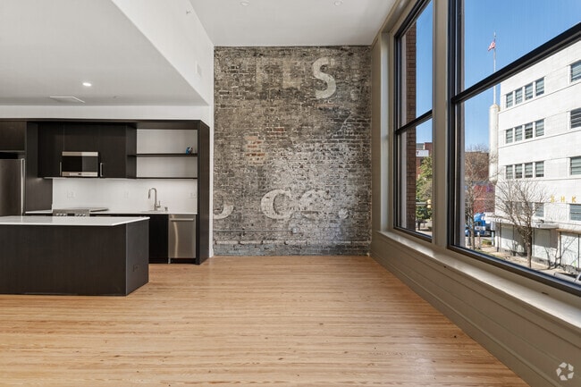 Studio - 688SF - LIving Room